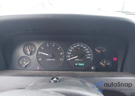 2002 Jeep Grand Cherokee Laredo из США, поврежденный, VIN 1J4GW48S82C316851